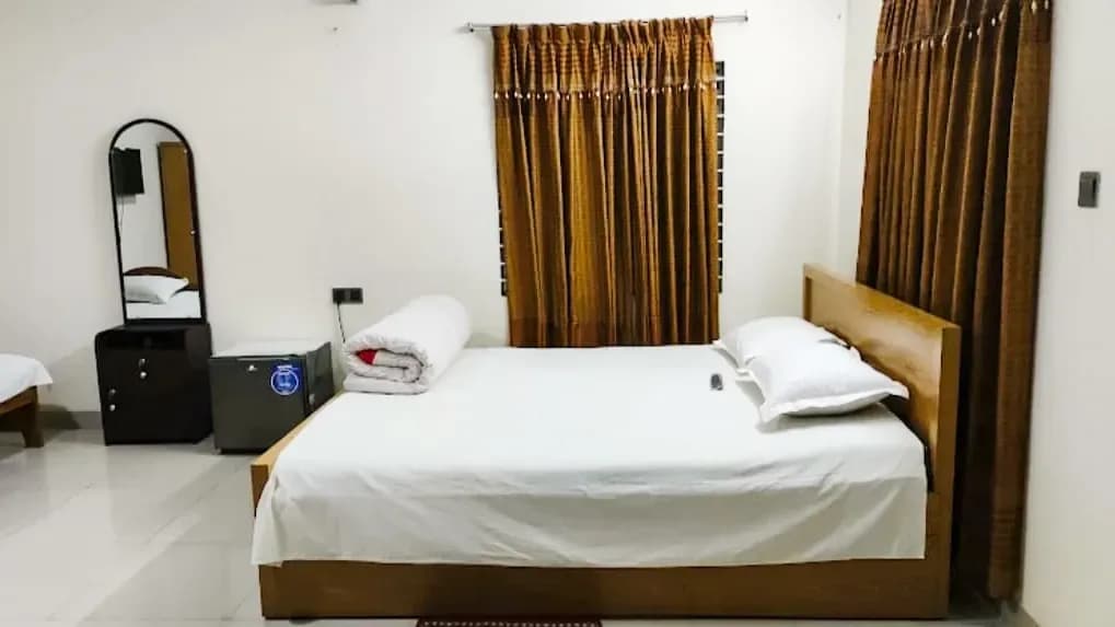AC Single Room photo 1