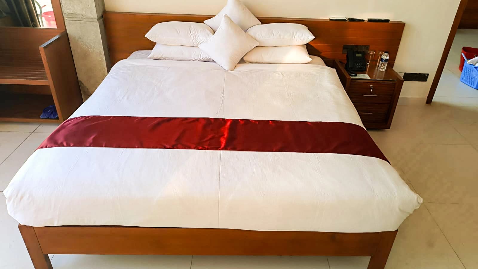 Couple Bed Room - 01 photo 1
