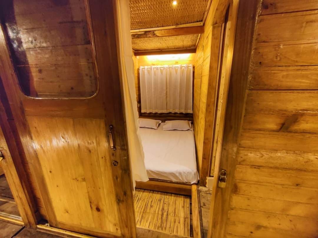 Couple Cabin with Private Balcony photo 1