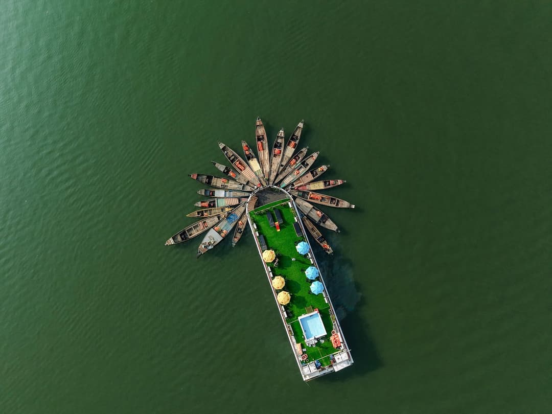 The Ark - A Luxury Houseboat